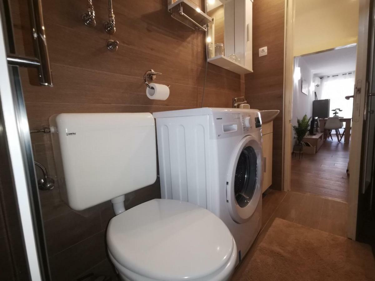 A Charming One-Bedroom Apartment In The Heart Of 'Rovinj' 외부 사진